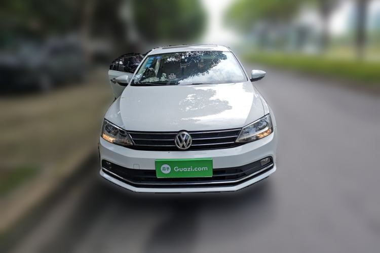 Used Volkswagen Sagitar 2017 1.6L Automatic Comfort Model Front