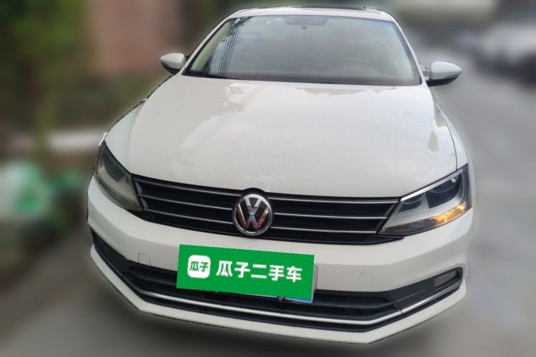Used Volkswagen Sagitar 2017 230TSI Automatic Comfort Version Front