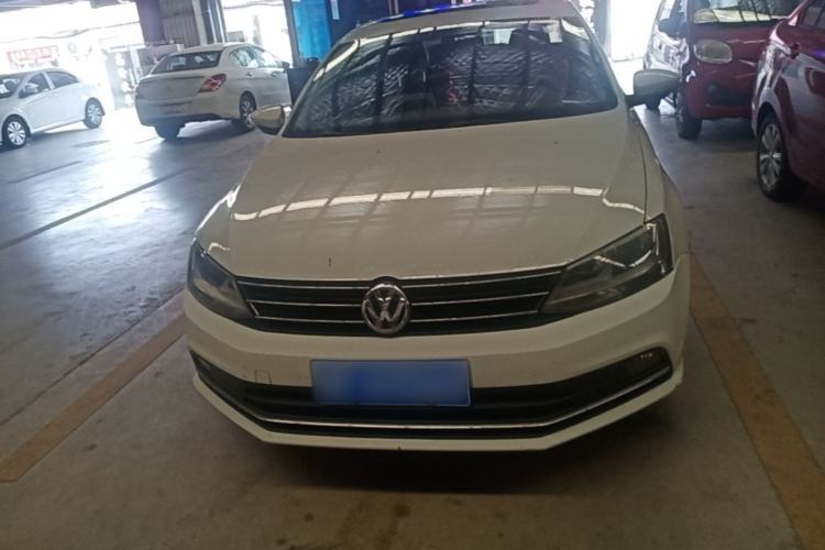 Used Volkswagen Sagitar 2017 180TSI Automatic Luxury Edition Front