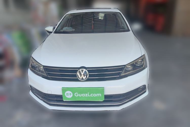 Used Volkswagen Sagitar 2017 180TSI Automatic Luxury Edition Front