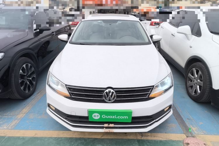 Used Volkswagen Sagitar 2017 230TSI Automatic Comfort Version Front