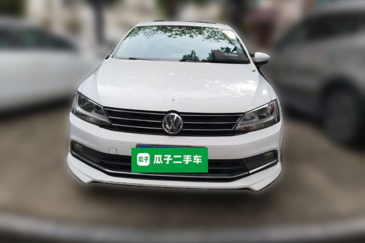 Used Volkswagen Sagitar 2017 230TSI Automatic Comfort Version Front