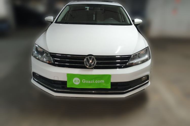 Used Volkswagen Sagitar 2017 230TSI Automatic Comfort Version Front