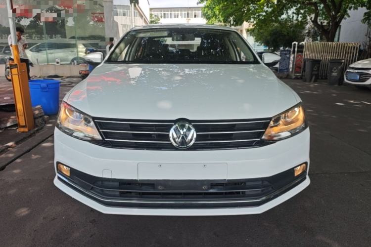 Used Volkswagen Sagitar 2017 1.6L Automatic Comfort Model Front
