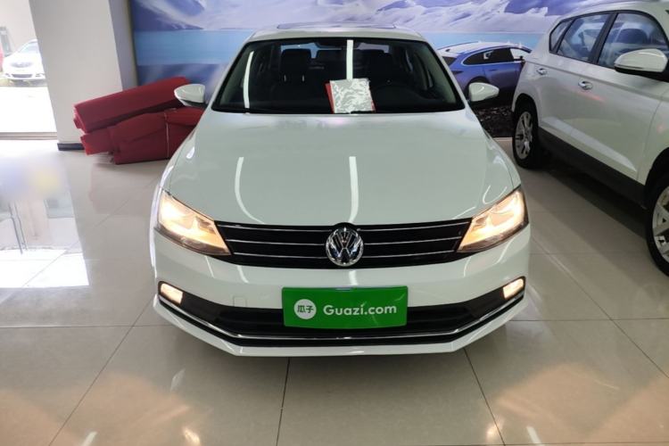 Used Volkswagen Sagitar 2017 1.6L Automatic Comfort Model Front