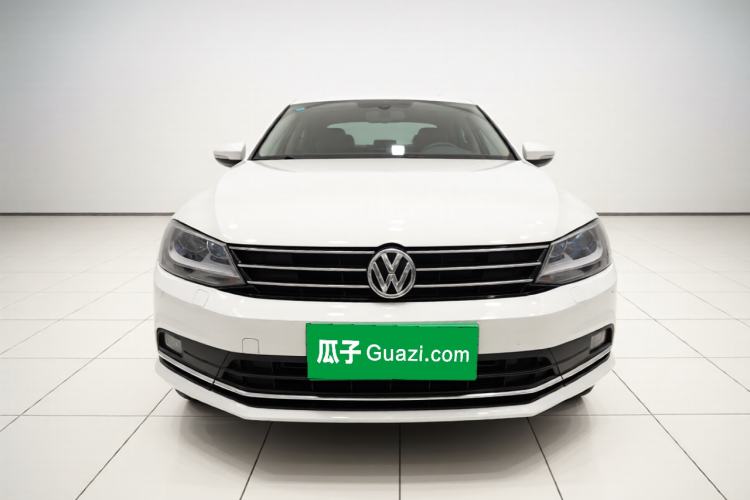 Used Volkswagen Sagitar 2017 1.6L Automatic Comfort Model Front