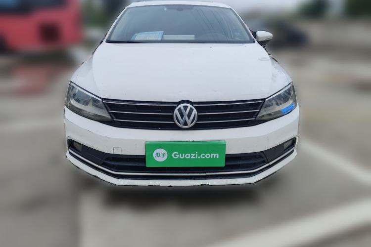 Used Volkswagen Sagitar 2017 1.6L Manual Comfort Model Front