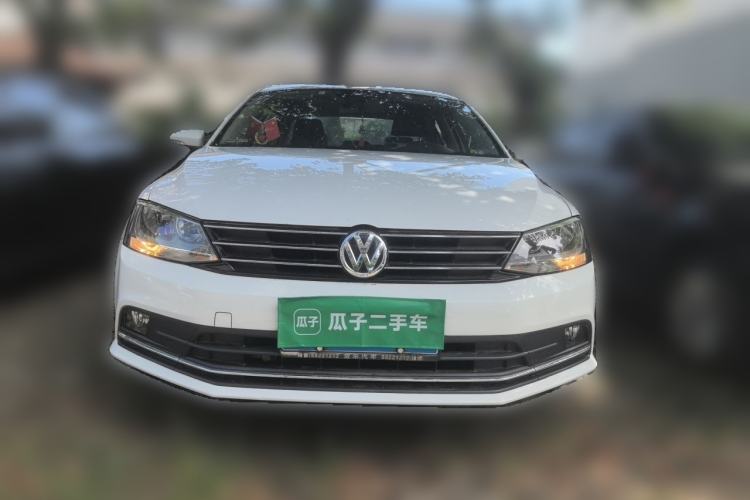 Used Volkswagen Sagitar 2017 1.6L Manual Comfort Model Front