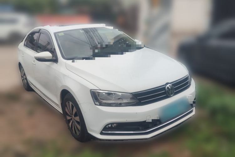 Used Volkswagen Sagitar 2017 1.6L Manual Comfort Model Front Right 45 Deg
