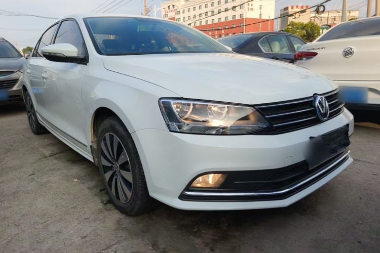 Used Volkswagen Sagitar 2017 1.6L Automatic Comfort Model Front Right 45 Deg