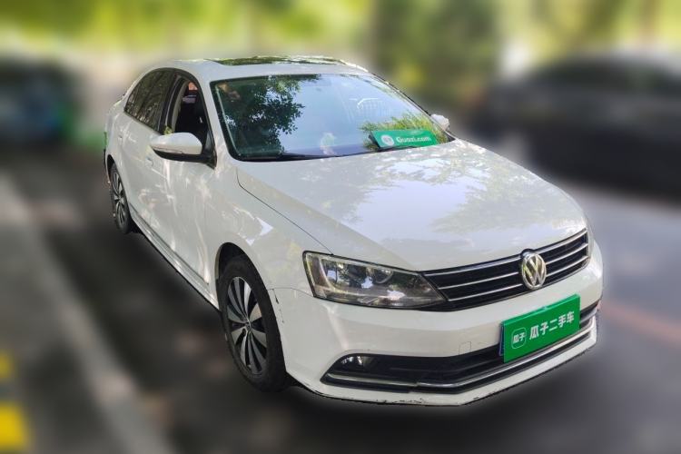 Used Volkswagen Sagitar 2017 1.6L Automatic Comfort Model Front Right 45 Deg