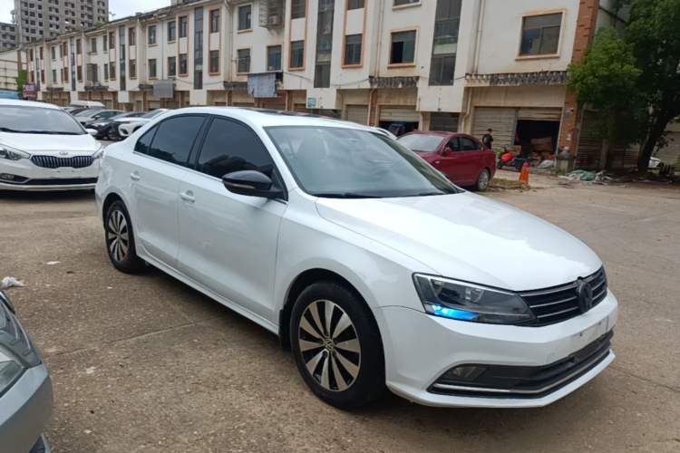 Used Volkswagen Sagitar 2017 1.6L Automatic Comfort Model Front Right 45 Deg