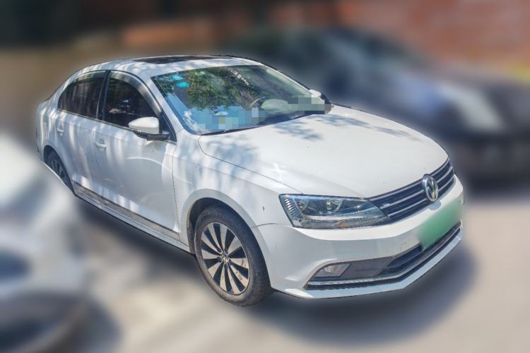 Used Volkswagen Sagitar 2017 1.6L Manual Comfort Model Front Right 45 Deg