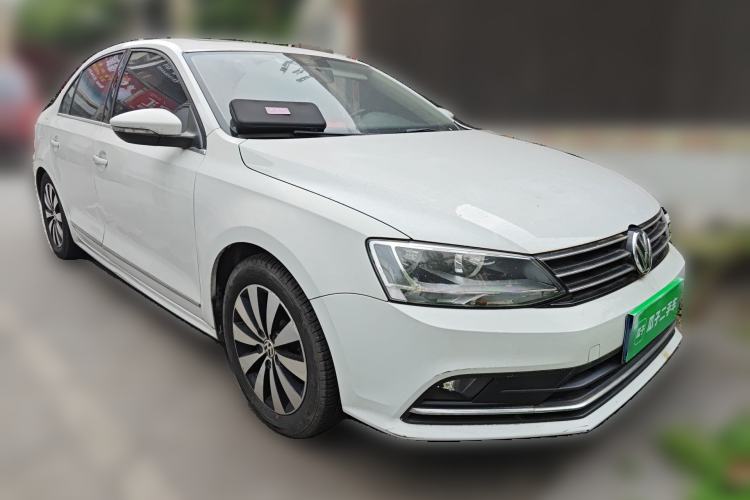 Used Volkswagen Sagitar 2017 1.6L Automatic Comfort Model Front Right 45 Deg