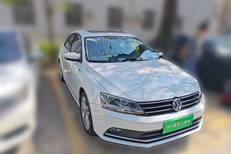Used Volkswagen Sagitar 2017 1.6L Automatic Comfort Model Front Right 45 Deg