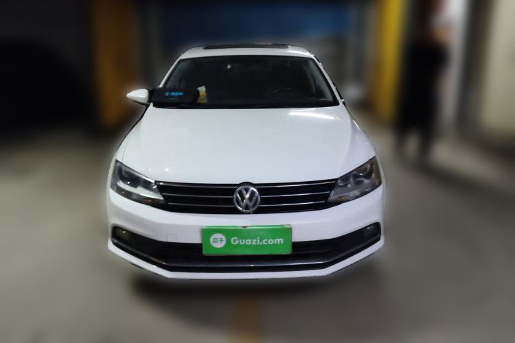 Used Volkswagen Sagitar 2017 1.6L Automatic Comfort Model Front