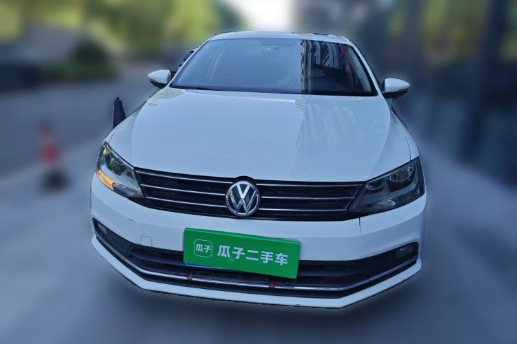 Used Volkswagen Sagitar 2017 230TSI Automatic Comfort Version Front