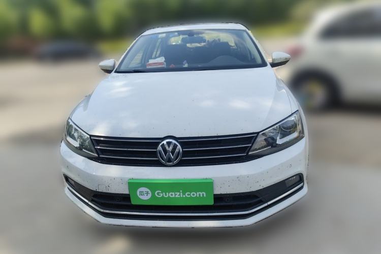 Used Volkswagen Sagitar 2017 230TSI Automatic Luxury Edition Front