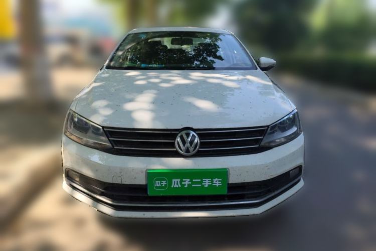 Used Volkswagen Sagitar 2017 1.6L Manual Comfort Model Front