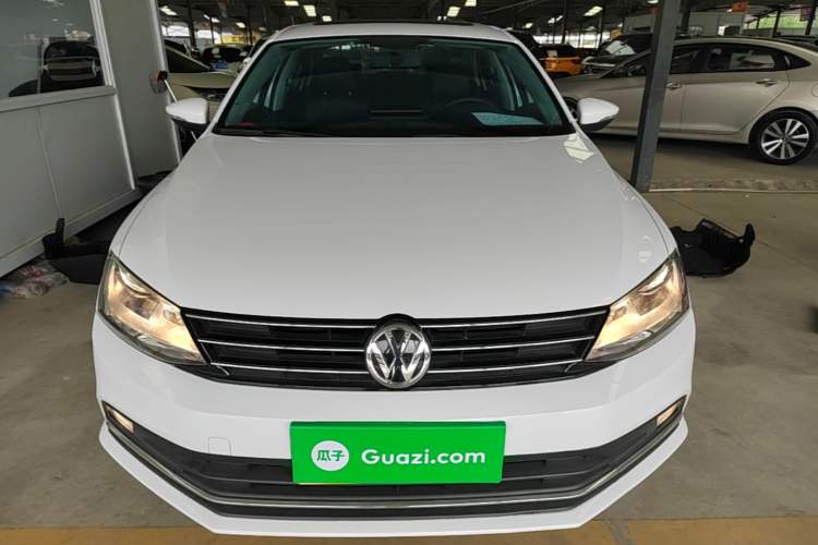 Used Volkswagen Sagitar 2017 1.6L Automatic Comfort Model Front