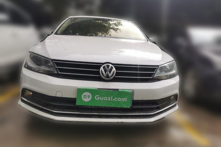 Used Volkswagen Sagitar 2017 230TSI Automatic Comfort Version Front