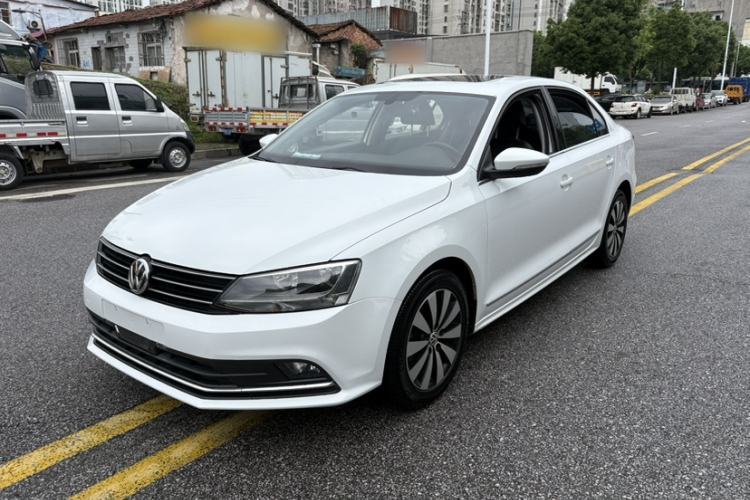 Ojetý Volkswagen Sagitar 2017 180TSI Automatic Luxury Edition Guazi used car, China used car export, Used car for sale, Used  cars, Cheapest cars for sale