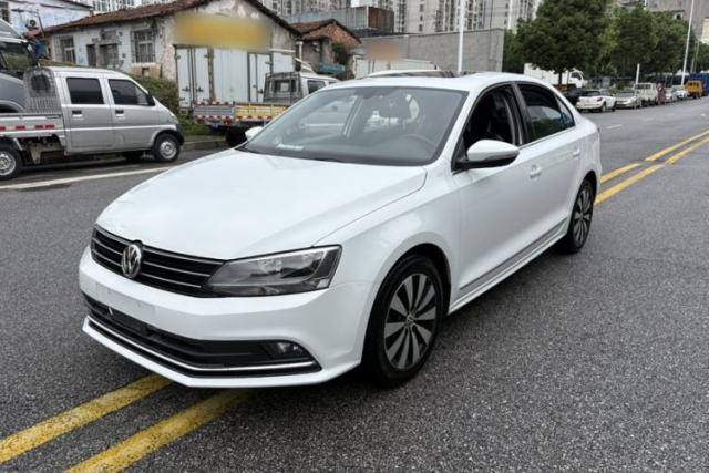 Used Volkswagen Sagitar 2017 180TSI Automatic Luxury Edition