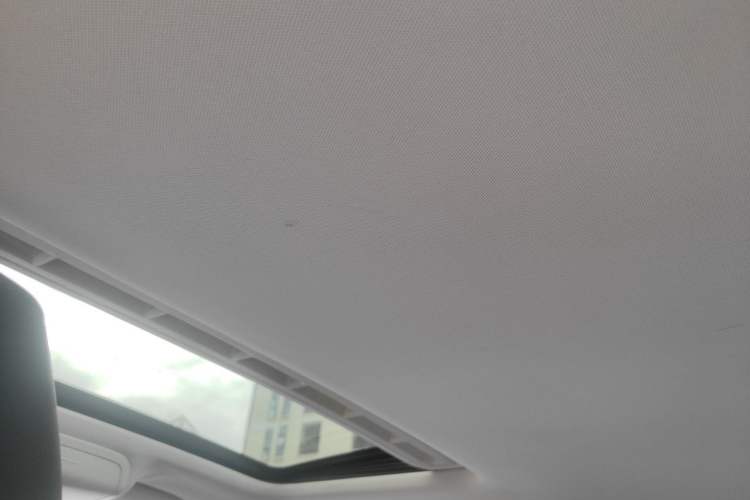 Used Volkswagen Sagitar 2017 1.6L Automatic Comfort Model Headliner