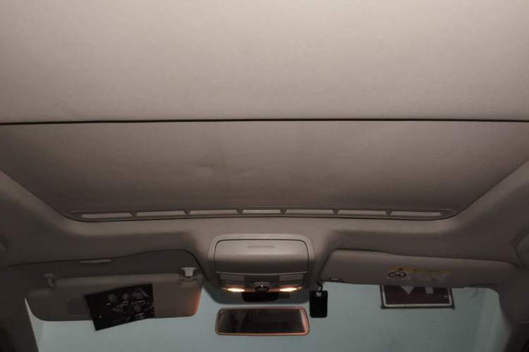 Used Volkswagen Sagitar 2017 1.6L Automatic Comfort Model Headliner