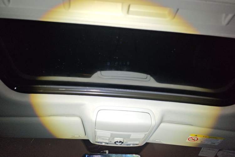 Used Volkswagen Sagitar 2017 1.6L Automatic Comfort Model Headliner