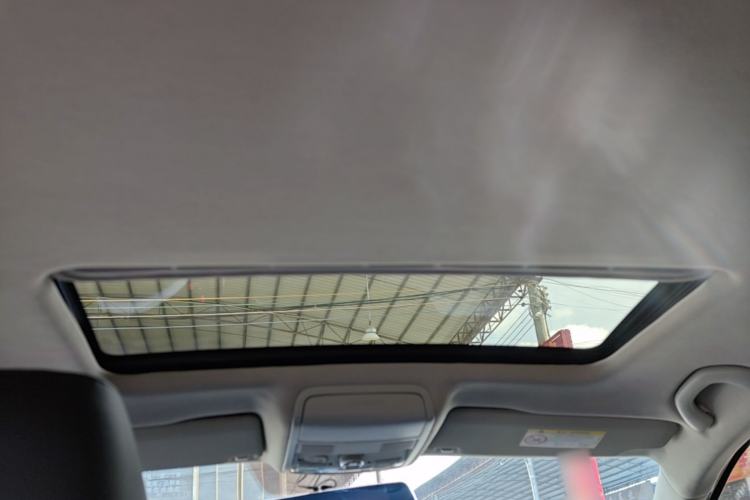 Used Volkswagen Sagitar 2017 230TSI Automatic Comfort Version Headliner