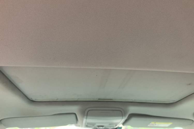Used Volkswagen Sagitar 2017 1.6L Automatic Comfort Model Headliner