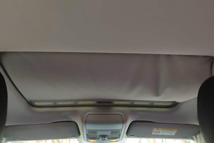 Used Volkswagen Sagitar 2017 1.6L Automatic Comfort Model Headliner