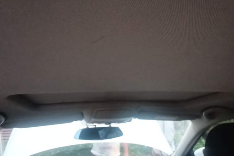 Used Volkswagen Sagitar 2017 230TSI Automatic Comfort Version Headliner