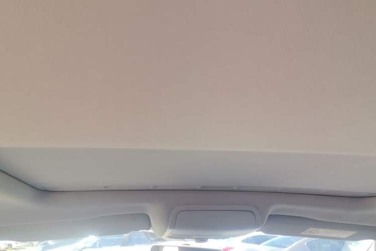Used Volkswagen Sagitar 2017 230TSI Automatic Comfort Version Headliner