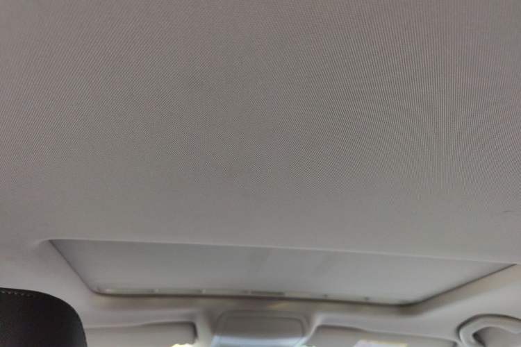 Used Volkswagen Sagitar 2017 230TSI Automatic Comfort Version Headliner