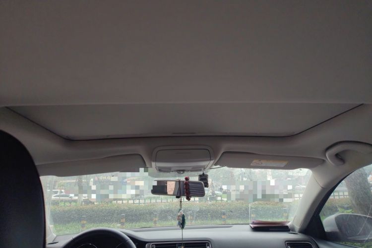 Used Volkswagen Sagitar 2017 230TSI Automatic Comfort Version Headliner