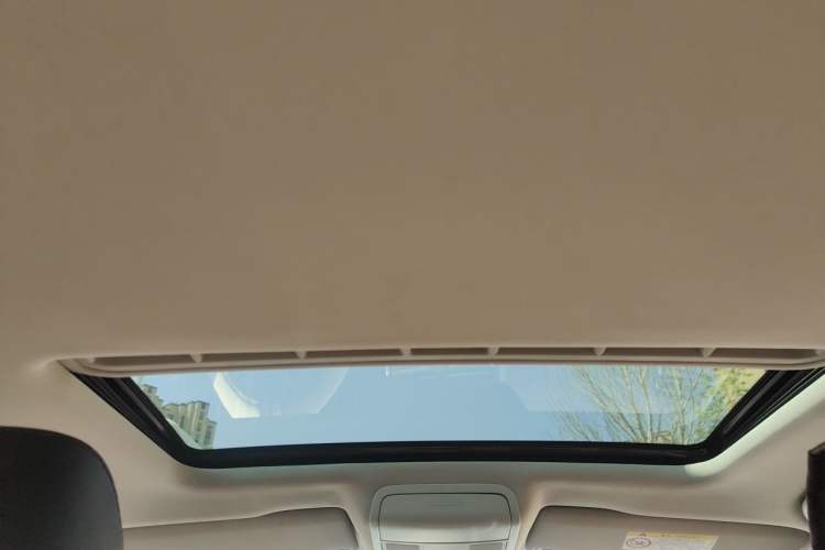 Used Volkswagen Sagitar 2017 1.6L Automatic Comfort Model Headliner