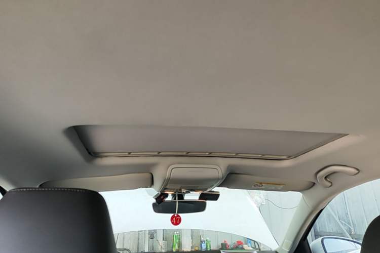 Used Volkswagen Sagitar 2017 180TSI Automatic Leading Model Headliner