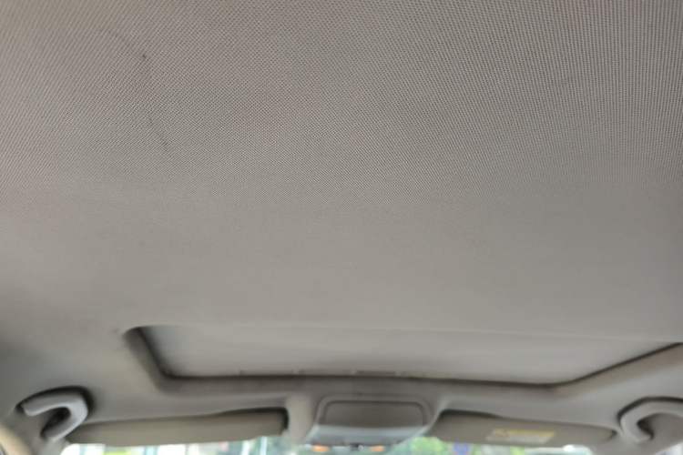 Used Volkswagen Sagitar 2017 230TSI Automatic Comfort Version Headliner