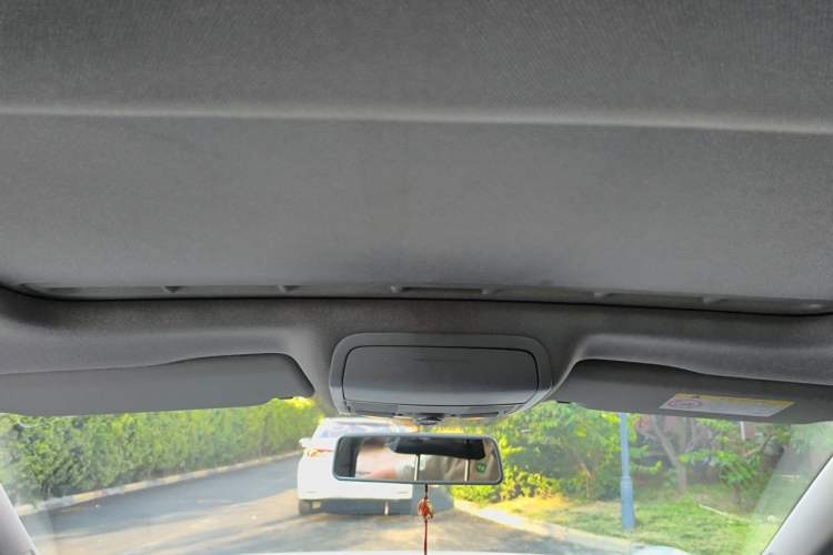 Used Volkswagen Sagitar 2017 230TSI Automatic Comfort Version Headliner