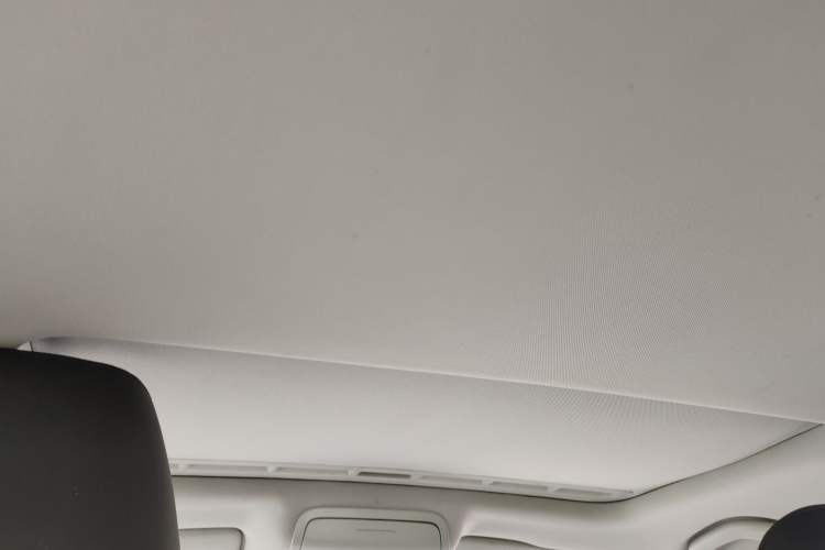 Used Volkswagen Sagitar 2017 1.6L Automatic Comfort Model Headliner