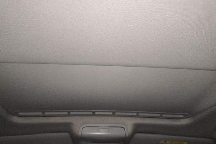 Used Volkswagen Sagitar 2017 230TSI Automatic Comfort Version Headliner