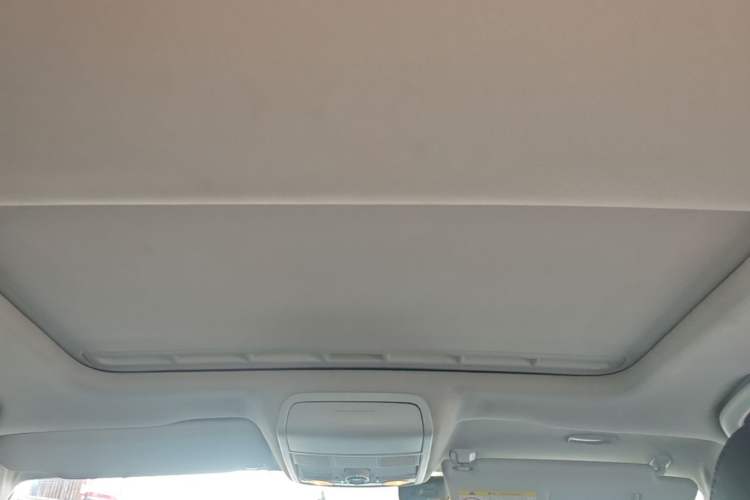 Used Volkswagen Sagitar 2017 1.6L Automatic Comfort Model Headliner