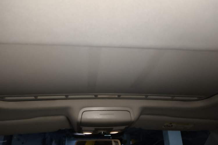 Used Volkswagen Sagitar 2017 1.6L Automatic Comfort Model Headliner