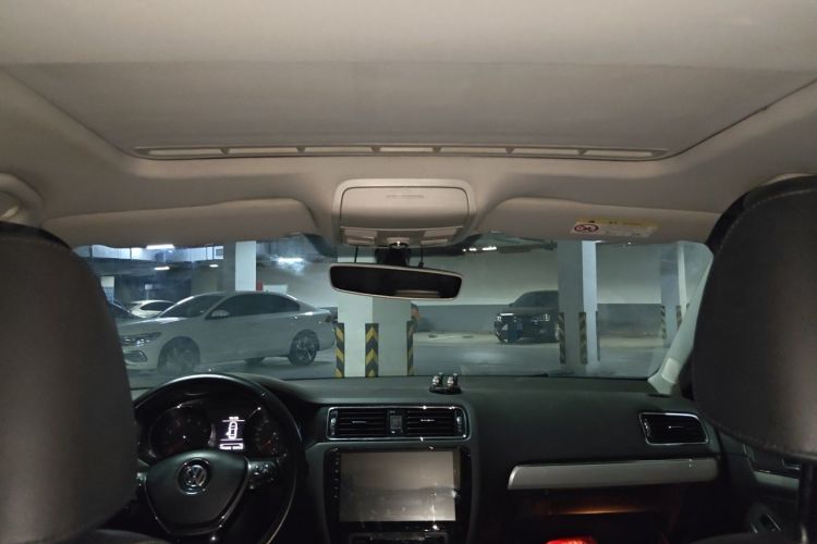 Used Volkswagen Sagitar 2017 180TSI Automatic Leading Model Headliner