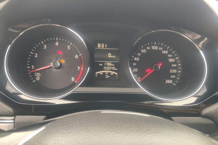 Used Volkswagen Sagitar 2017 1.6L Manual Comfort Model Instrument Cluster