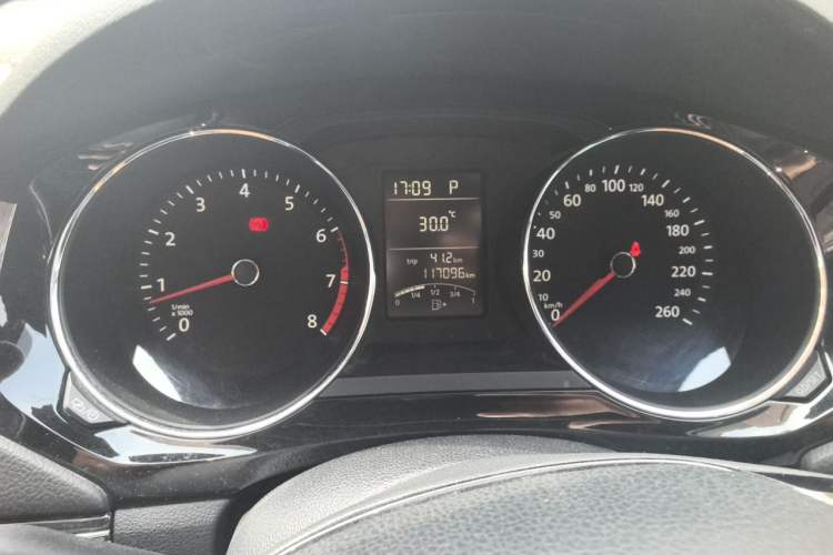 Used Volkswagen Sagitar 2017 1.6L Automatic Comfort Model Instrument Cluster