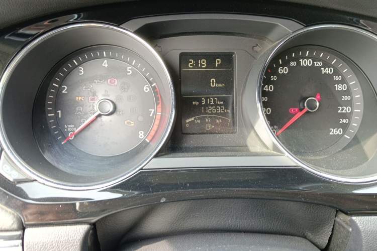 Used Volkswagen Sagitar 2017 1.6L Automatic Comfort Model Instrument Cluster