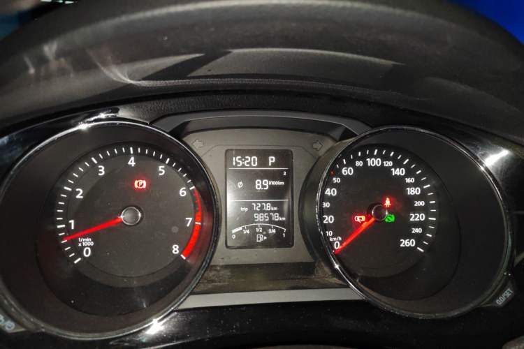 Used Volkswagen Sagitar 2017 1.6L Automatic Comfort Model Instrument Cluster